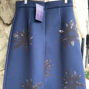 COPY - 10 central navy blue floral beaded skirt s…